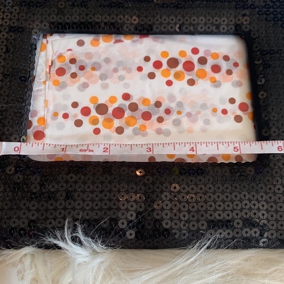 Black Cushioned Sequined Tabletop Picture Frame EUC - Picture 5 of 9